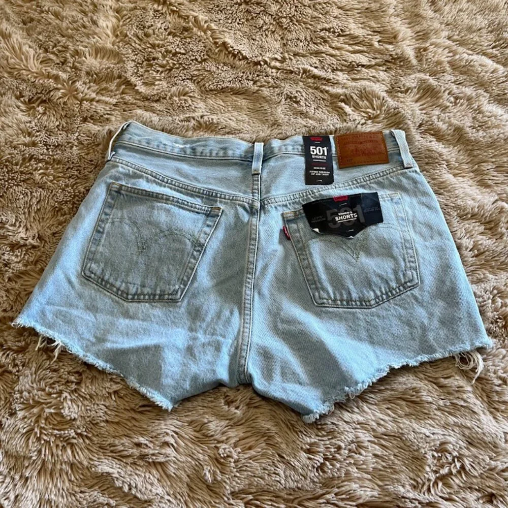 NEW Levi's 501 High Rise Shorts 31 - Picture 3 of 4